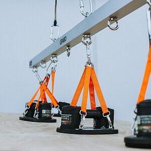 GRABO U-Hoist Lifting Bar — official product and application image 12. Refer to the listed package contents for included components.